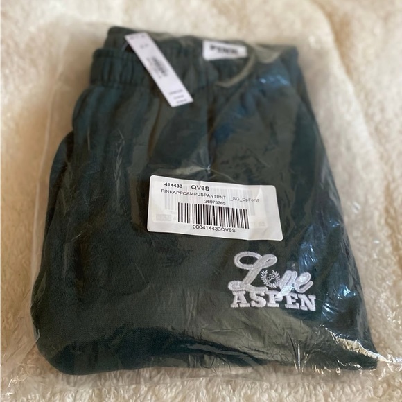 Vs Pink Sweatpants - Picture 2 of 4